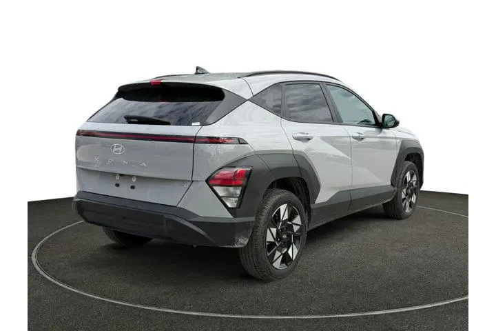 $26175 : Hyundai KONA 2025 AWD SEL 4d image 5