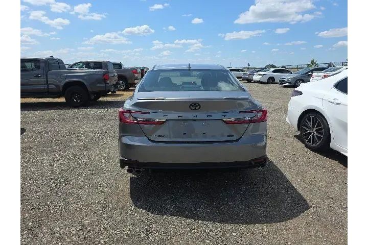 $38900 : Toyota Camry 2026 SE 4dr Sed image 5