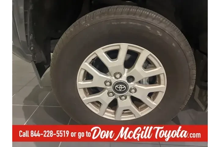 $32690 : Toyota Tacoma 2024 4x2 SR5 4 image 8