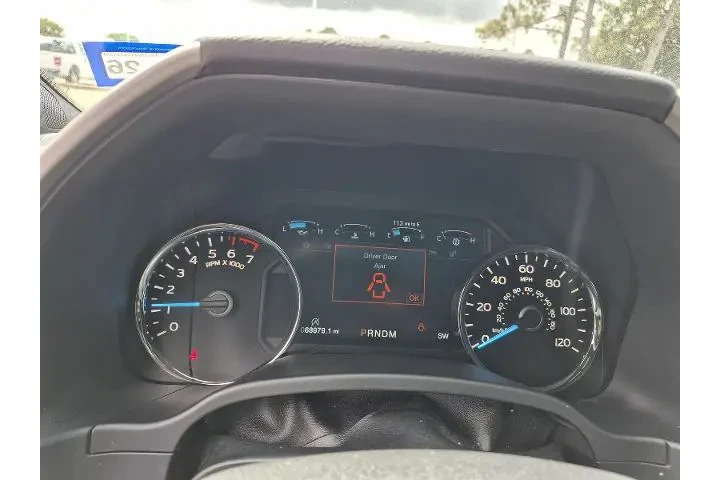 $37391 : Ford F-150 2019 4x4 King Ran image 6