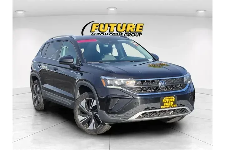 $20988 : Volkswagen Taos 2024 AWD SE image 1