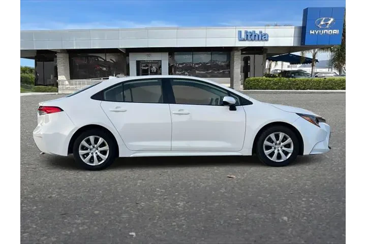 $20799 : Toyota Corolla 2025 LE 4dr S image 9