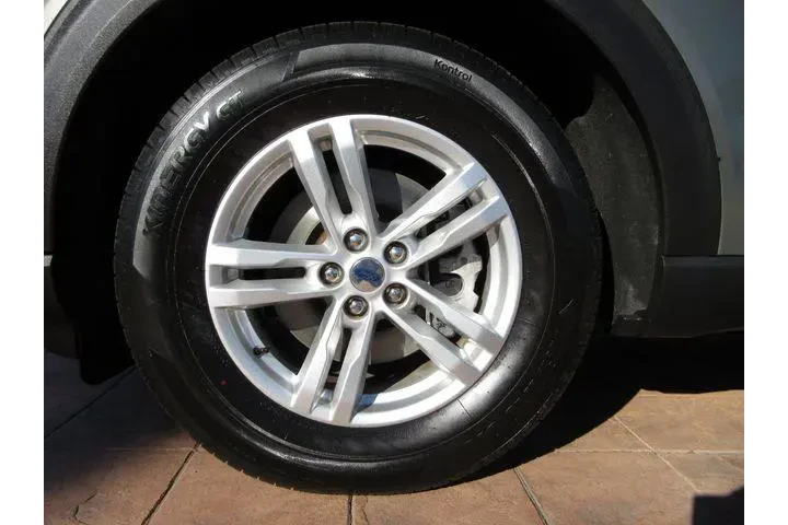 $17499 : Ford Explorer 2020 XLT 4dr S image 8