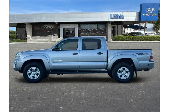 $25799 : Toyota Tacoma 2015 4x4 V6 4d image 6