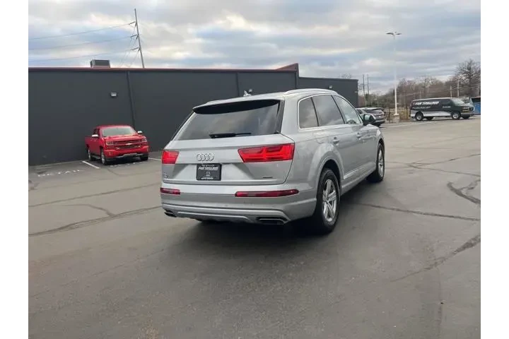 $17980 : Audi Q7 2018 AWD 2.0T quattr image 9
