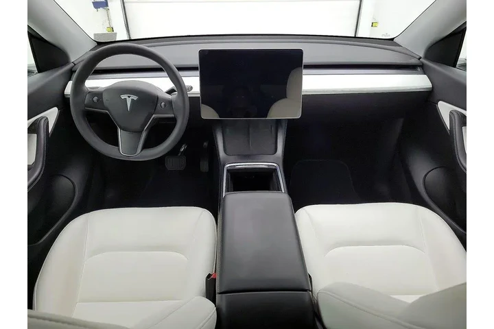 $28998 : Tesla Model Y 2021 AWD Long image 9