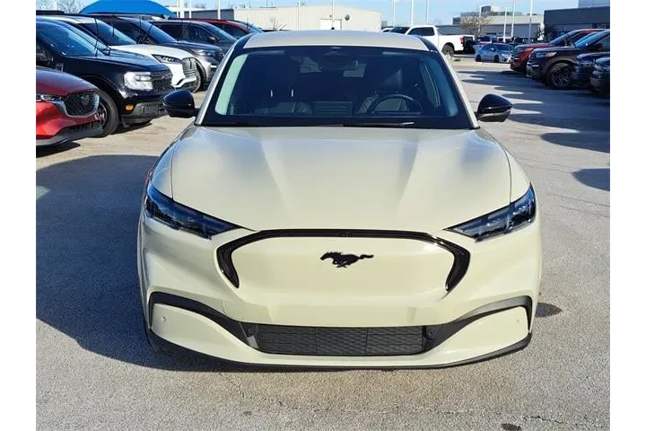 $38977 : Ford Mustang Mach-E 2025 AWD image 8