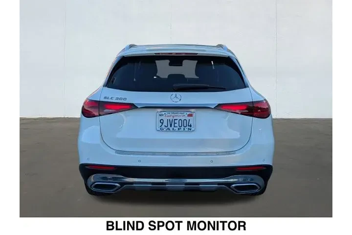 $39875 : Mercedes-Benz GLC 2024 GLC 3 image 4