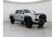 Toyota Tacoma 2022 4x4 SR V6 en Arlington VA