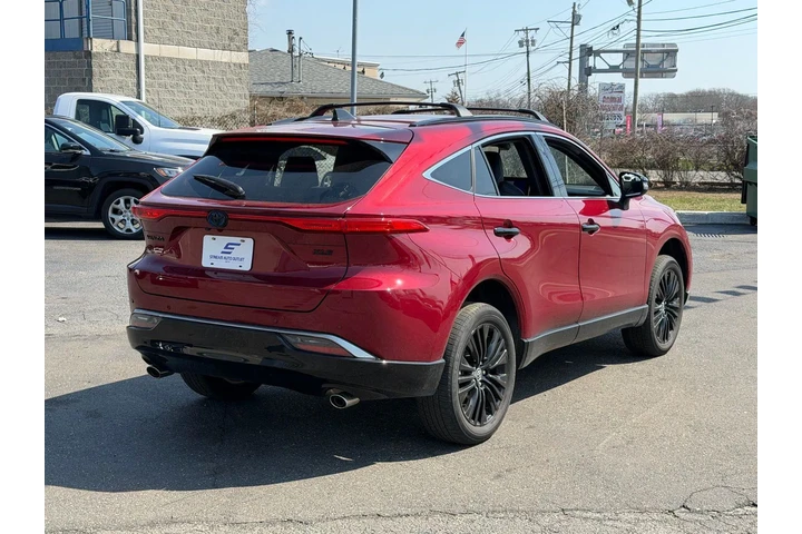 $36798 : Toyota Venza 2024 AWD LE 4dr image 7