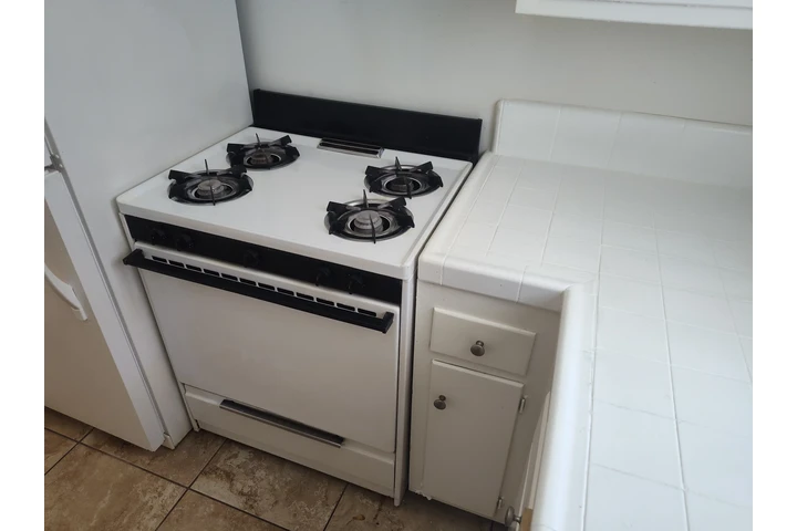 $1950 : Apartamento 1br en SD 92104 image 1