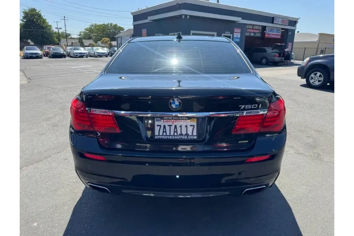$9998 : 2012 BMW 7 Series 750i image 7