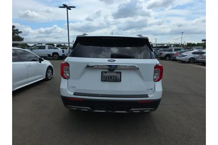 $17900 : Ford Explorer 2020 AWD XLT 4 image 4