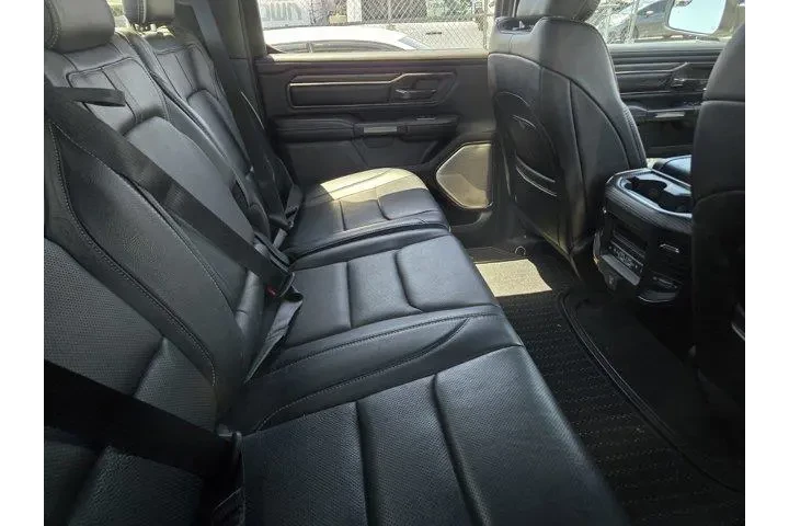 $31313 : Ram 1500 2021 4x2 Limited 4d image 4