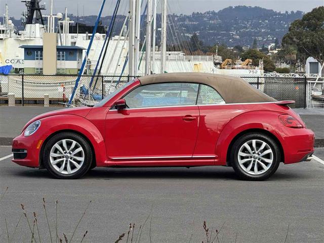 $13988 : 2013 Beetle Convertible 2.0L image 8