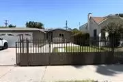 *RENTO DUPLEX Slauson/Vermont*