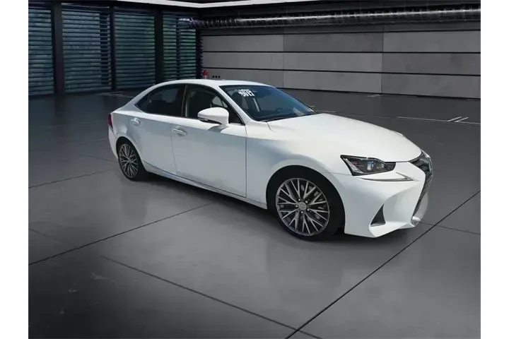 $19988 : Lexus IS 200t 2017 4dr Sedan image 2