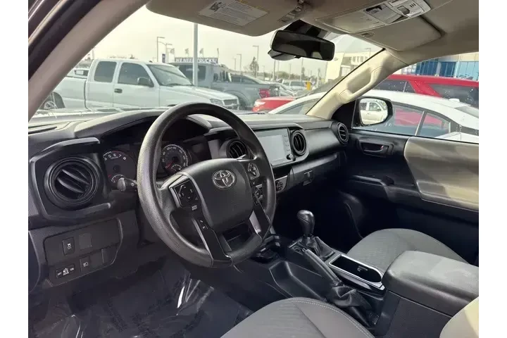 $25737 : Toyota Tacoma 2020 4x2 SR5 4 image 6