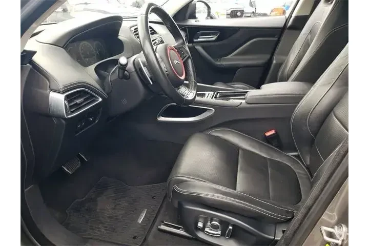 $17990 : Jaguar F-PACE 2018 AWD 20d R image 3