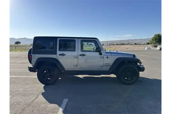 $23698 : Jeep Wrangler Unlimited 2016 image 4