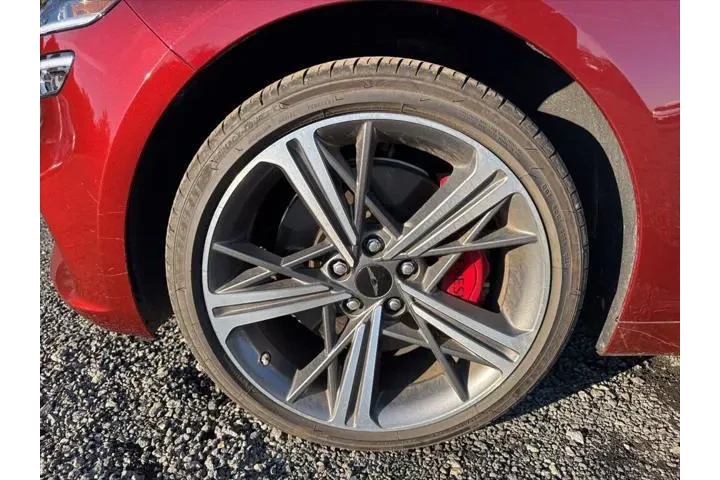 $38990 : Genesis G70 2025 2.5T Standa image 9