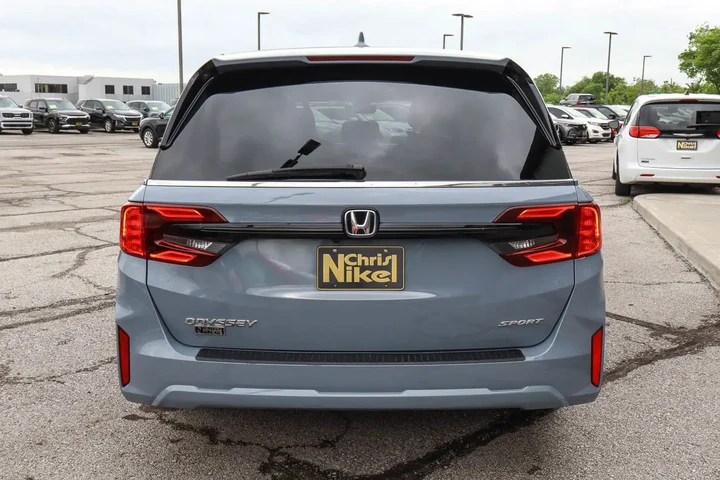 $38488 : 2025 Odyssey Sport-L Auto image 5