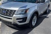 $12995 : 2016 Explorer thumbnail