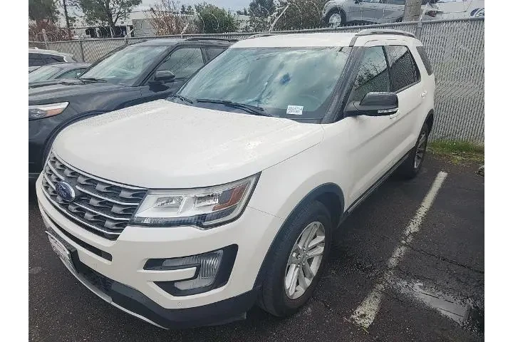 $14991 : Ford Explorer 2017 XLT 4dr S image 3