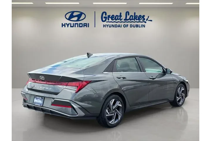 $20866 : Hyundai ELANTRA 2024 SEL 4dr image 5