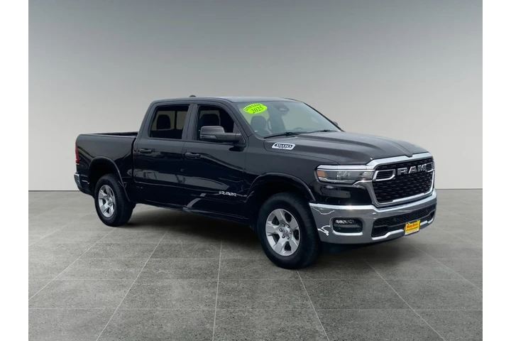 $38232 : Ram 1500 2025 4x4 Lone Star image 7