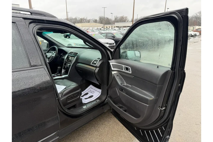 $7980 : 2015 Explorer 4dr Sport image 8