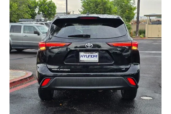 $31500 : Toyota Highlander 2024 LE 4d image 6