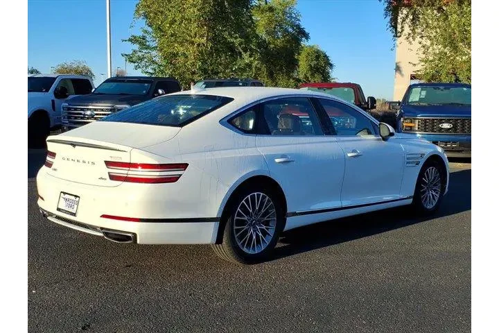 $27900 : Genesis G80 2023 AWD 2.5T 4d image 4