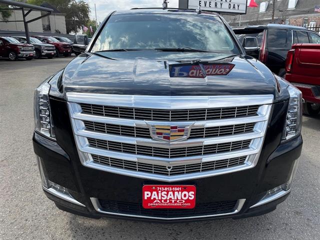 2017 Escalade 4WD 4dr image 2