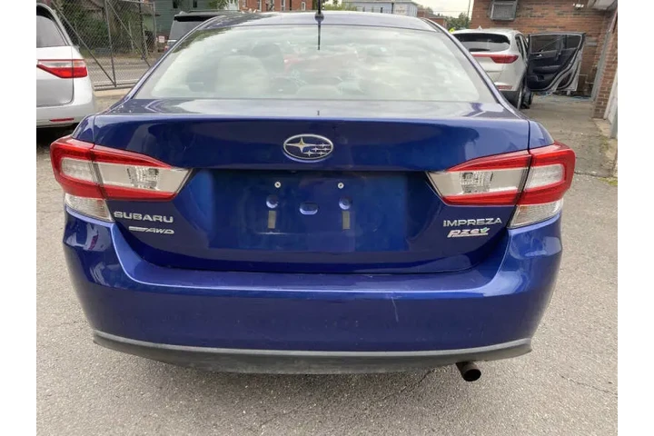 $5699 : 2017 Impreza 2.0i image 7