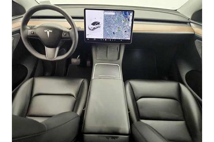 $35998 : Tesla Model Y 2023 AWD Long image 9