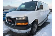 GMC Savana 2023 2500 3dr Car en Albany