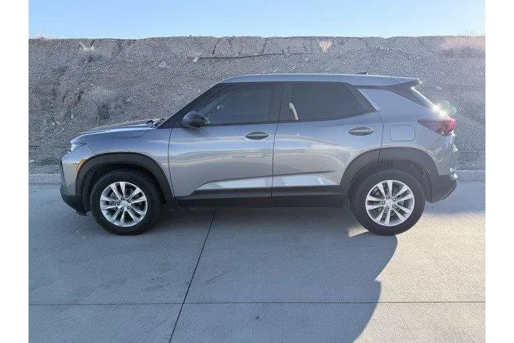 $17186 : Chevrolet Trailblazer 2023 L image 5