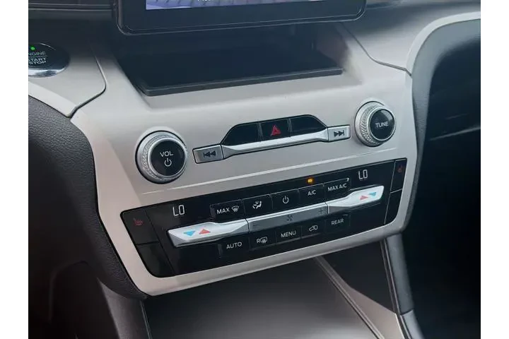 $21888 : Ford Explorer 2021 XLT 4dr S image 9