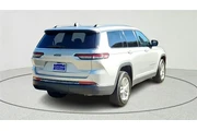 $25660 : Jeep Grand Cherokee L 2023 4 thumbnail