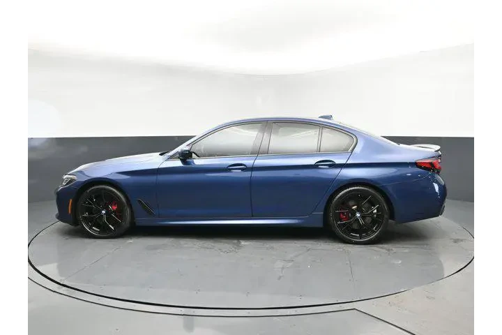 $29652 : BMW 5 Series 2022 AWD 530i x image 4