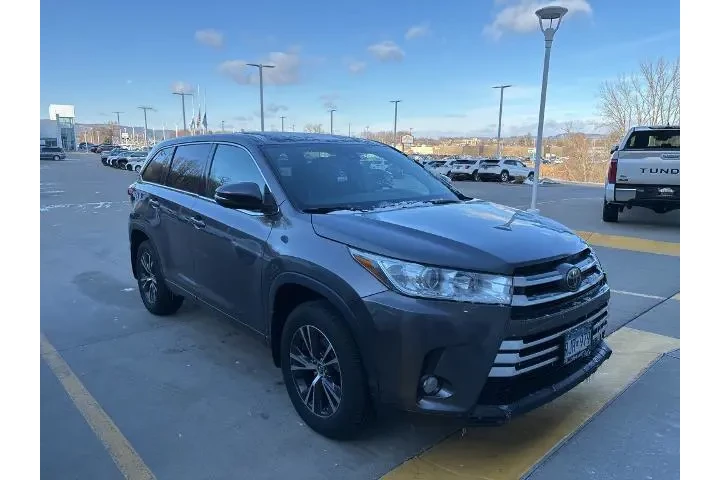 $16260 : Toyota Highlander 2018 AWD L image 1