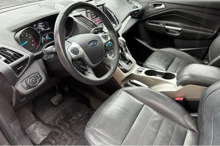 $8222 : Ford Escape 2013 AWD SEL 4dr image 10