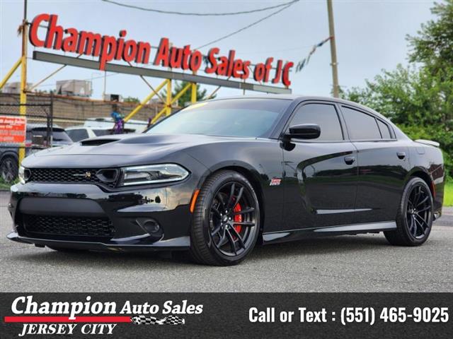 Used 2021 Charger Scat Pack W image 1