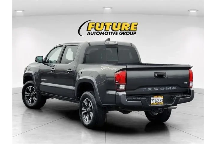 $25488 : Toyota Tacoma 2018 4x2 TRD O image 7