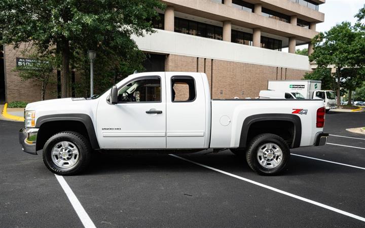 $15000 : 2010 CHEVROLET SILVERADO 2500 image 7