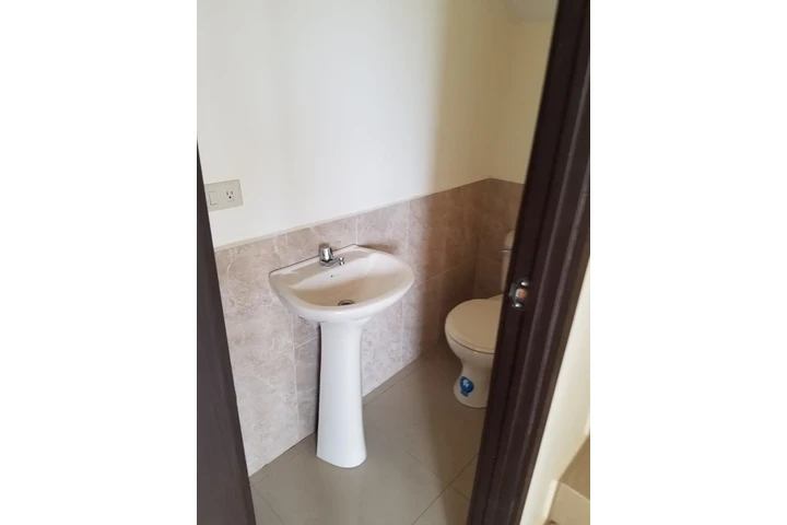 $360 : Casa en renta en Durán City image 4