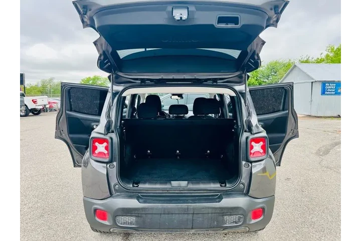 $14995 : 2018 Renegade Latitude FWD image 10