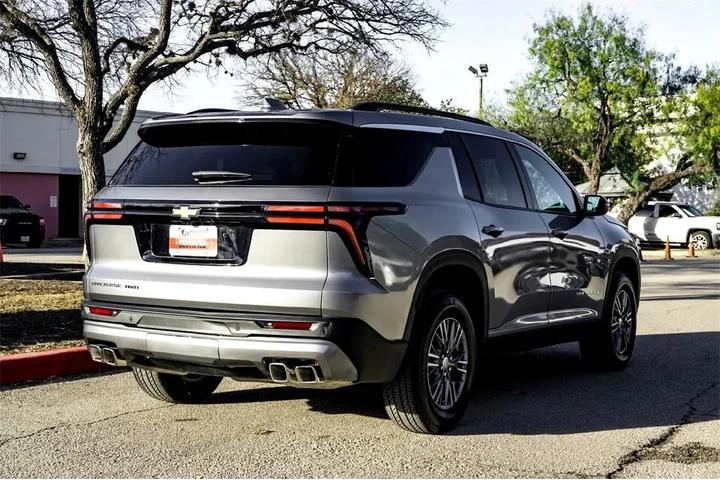 $39795 : Chevrolet Traverse 2026 4X4 image 5