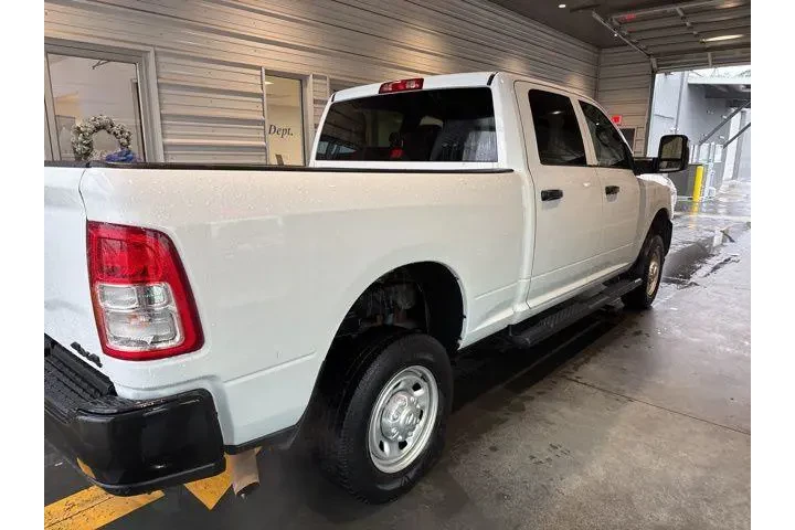 $37693 : Ram 2500 2024 4x4 Tradesman image 8